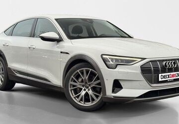 Audi e-tron 17.691 km 53.189 &euro; Berlin 10587