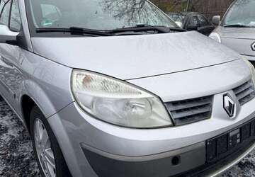Renault Scenic 154.000 km 2.980 &euro; Berlin 12109