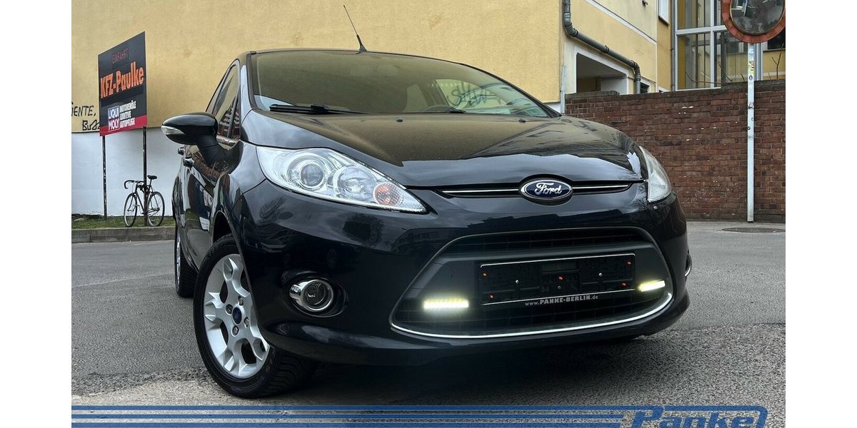 Ford Fiesta Titanium*Keyless*PDC*LED*Tel.*Chrom*GAS* 178.353 km 4.290 &euro; Berlin 13187