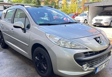 Peugeot 207 142.000 km 2.990 &euro; Berlin 13403
