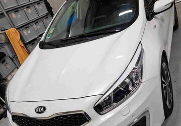 Kia ceed Sportswagon 114.000 km 10.900 &euro; Dahlwitz-Hoppegarten 15366