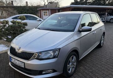 Skoda Fabia 97.000 km 8.999 &euro; Hoppegarten / Hönow 15366