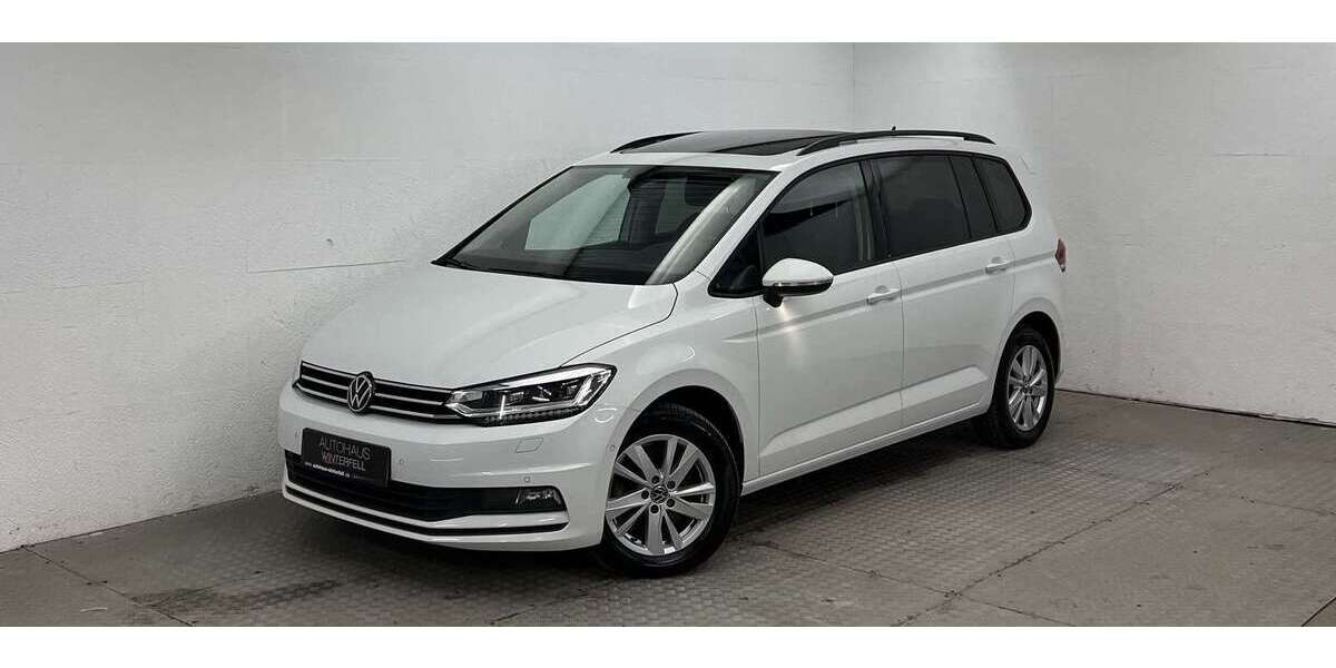 VW Touran 49.562 km 34.870 &euro; Berlin 12351