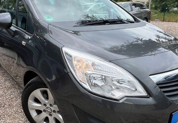 Opel Meriva 73.641 km 8.490 &euro; Berlin 13089
