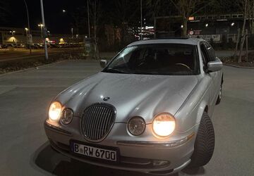 Jaguar S-Type 140.000 km 4.000 &euro; Berlin 13589
