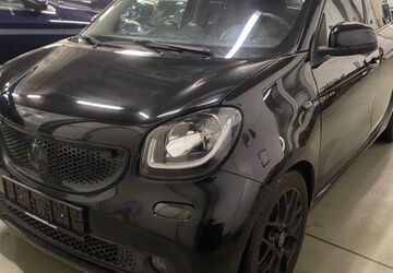 Smart ForFour 24.526 km 16.990 &euro; Berlin 13089