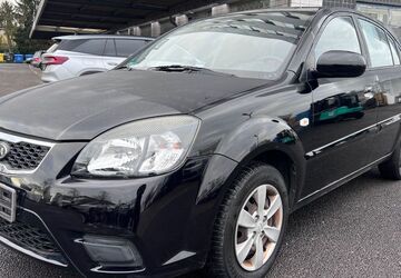 Kia Rio 107.289 km 1.999 &euro; Berlin 12249