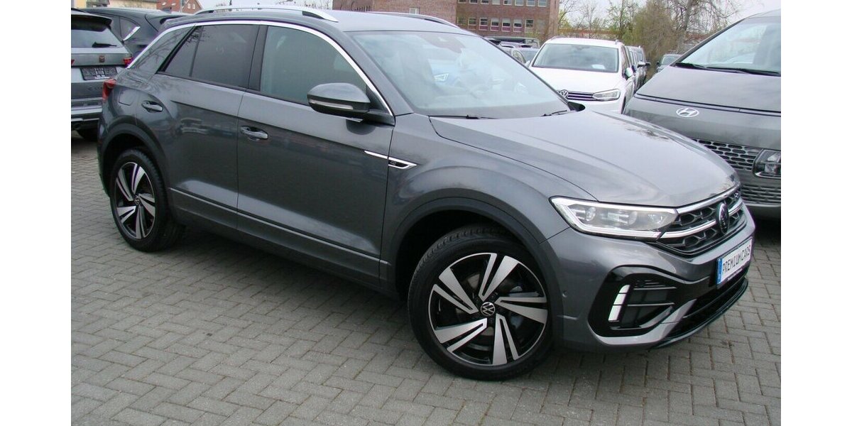 VW T-Roc 1.5TSi R-Line BMT IQ-Light ACC AHK Digital C 11.011 km 28.980 &euro; Falkensee 14612