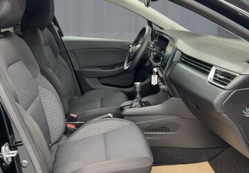 Renault Clio 54.425 km 12.489 &euro; Berlin 13055