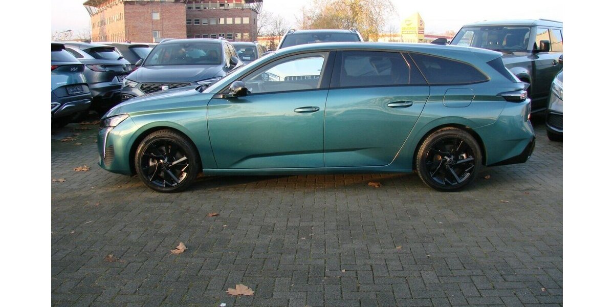Peugeot 308 SW 1.6 Hybrid Allure Pack HY 180 ACC 360º 44.600 km 20.980 &euro; Falkensee 14612