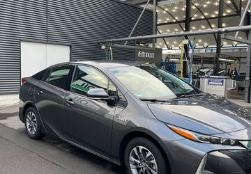 Toyota Prius 53.000 km 20.700 &euro; Berlin 13593