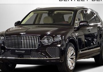 Bentley Bentayga 9.800 km 259.000 &euro; Berlin 10629