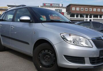 Skoda Fabia 115.000 km 3.999 &euro; Berlin 12439