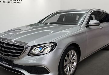 Mercedes-Benz E 220 66.350 km 26.880 &euro; Berlin 12351