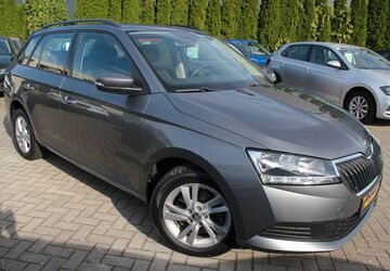 Skoda Fabia 58.731 km 15.990 &euro; Falkensee 14612