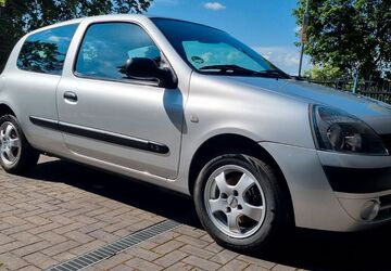 Renault Clio 44.500 km 4.000 &euro; Bernau 16321