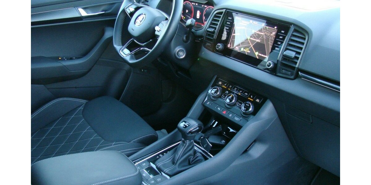 Skoda Karoq 2,0TDi 4x4 Sportline ACC AHK SHZ Matrix 13.915 km 37.980 &euro; Falkensee 14612