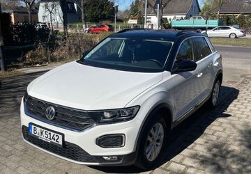 VW T-Roc 125.000 km 14.200 &euro; Berlin 12357