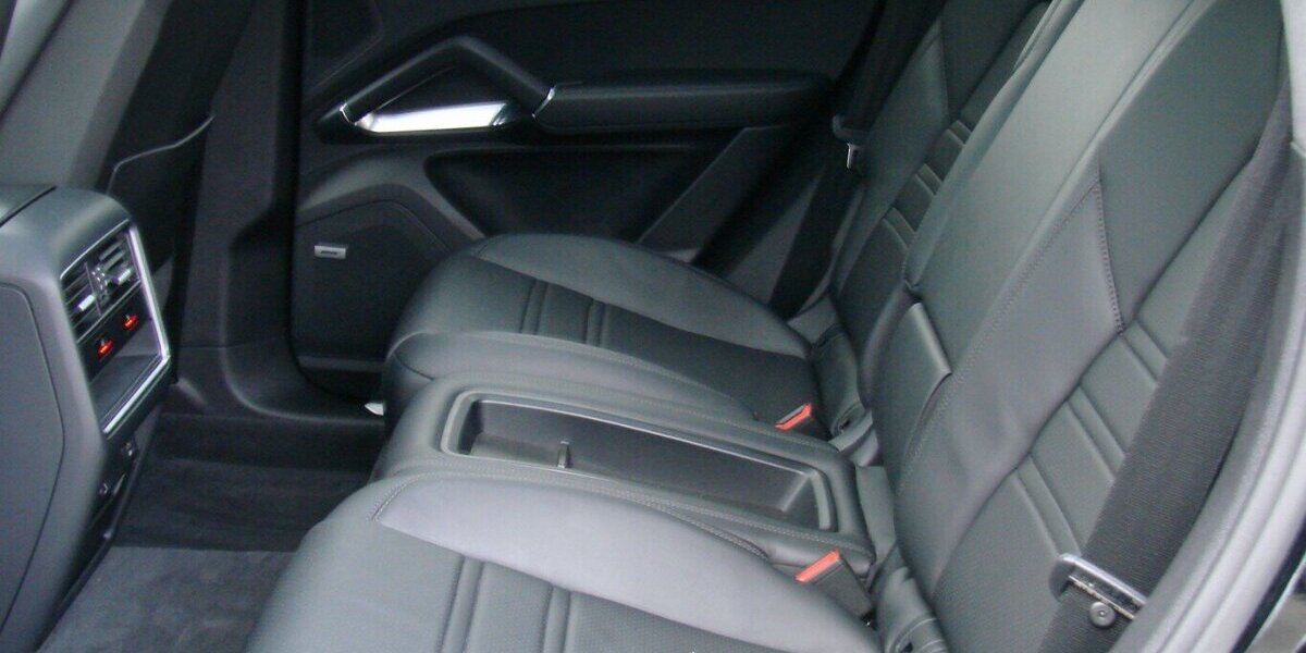 Porsche Cayenne Turbo TECHART Matrix Pano ACC Vierradlenku 79.356 km 79.980 &euro; Falkensee 14612