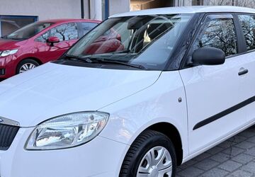 Skoda Fabia 84.854 km 4.980 &euro; BERLIN 13409