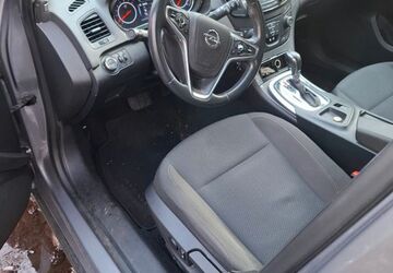 Opel Insignia 122.000 km 13.179 &euro; Berlin 13189