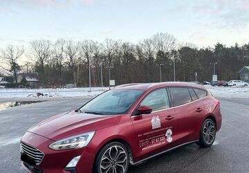 Ford Focus 144.000 km 12.000 &euro; Velten 16727