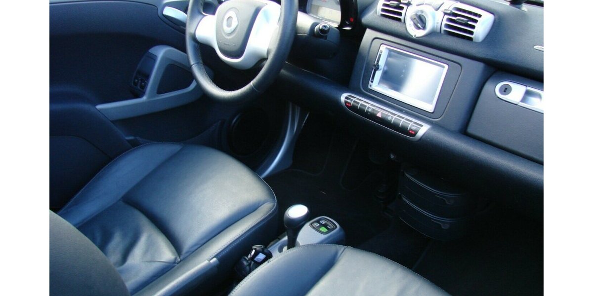 Smart ForTwo Cabrio mhd Navi Leder Sitzheizung 79.586 km 8.480 &euro; Falkensee 14612