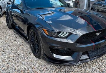 Ford Mustang 105.500 km 25.999 &euro; Berlin 13599