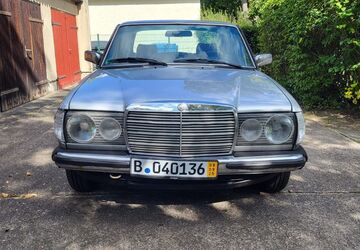 Mercedes-Benz 230 193.276 km 2.900 &euro; Berlin 12524