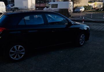 Hyundai i20 28.000 km 7.900 &euro; Ludwigsfelde 14974