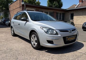 Hyundai i30 154.871 km 3.499 &euro; Berlin 13127
