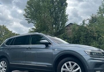 VW Tiguan 171.000 km 17.500 &euro; Berlin 10627