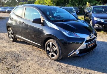 Toyota Aygo (X) 30.000 km 7.390 &euro; Berlin 13127