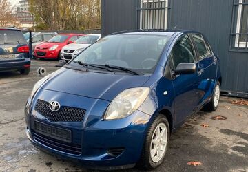 Toyota Yaris 114.000 km 3.990 &euro; Berlin 13435