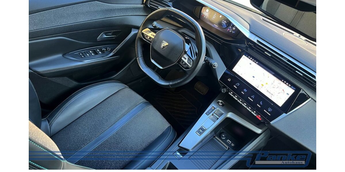 Peugeot 308 Allure EAT8*NAV*Carplay*LED*360°*Cockpit* 150.000 km 17.990 &euro; Berlin 13187