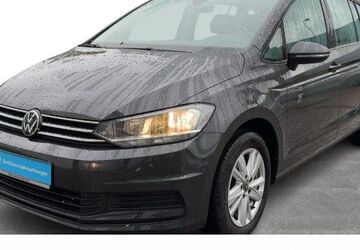 VW Touran 45.260 km 26.446 &euro; Berlin 12681