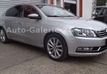 VW Passat 88.200 km 11.899 &euro; Berlin 12277