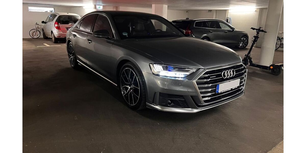 Audi A8 72.000 km 50.999 &euro; Berlin 13581