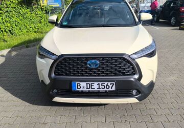 Toyota Corolla Cross 78.000 km 27.500 &euro; Berlin 13557