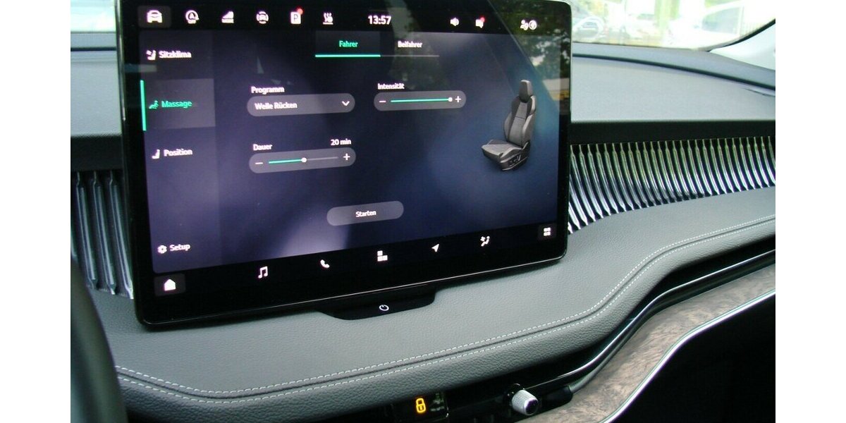 Skoda Superb 2.0TDi 4x4 L&K ACC SHZ LED AHK 360º HUD Can 25.989 km 38.880 &euro; Falkensee 14612