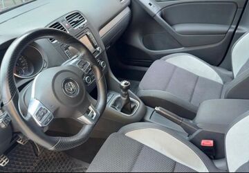 VW Golf 177.000 km 6.500 &euro; Berlin 13156