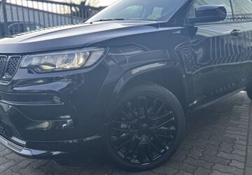 Jeep Compass 21.509 km 29.999 &euro; Berlin 13127