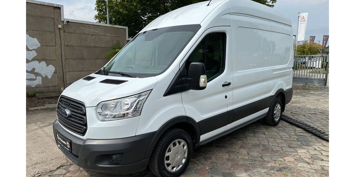 Ford Transit 136.090 km 11.490 &euro; Berlin OT Alt-Hohenschönhausen 13055