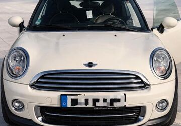 Mini Cooper Cabrio 97.000 km 10.500 &euro; Berlin 12051