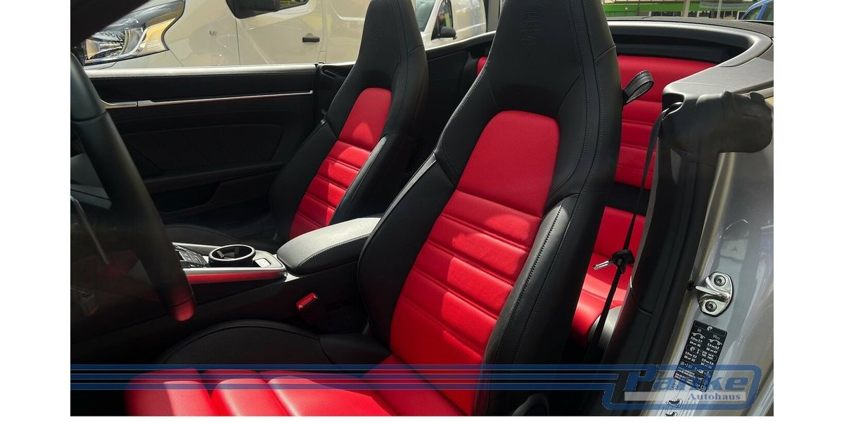 Porsche 911 Carrera 4 GTS Cabriolet*Night*Chromo*Sthzg* 1.750 km 172.890 &euro; Berlin 13187