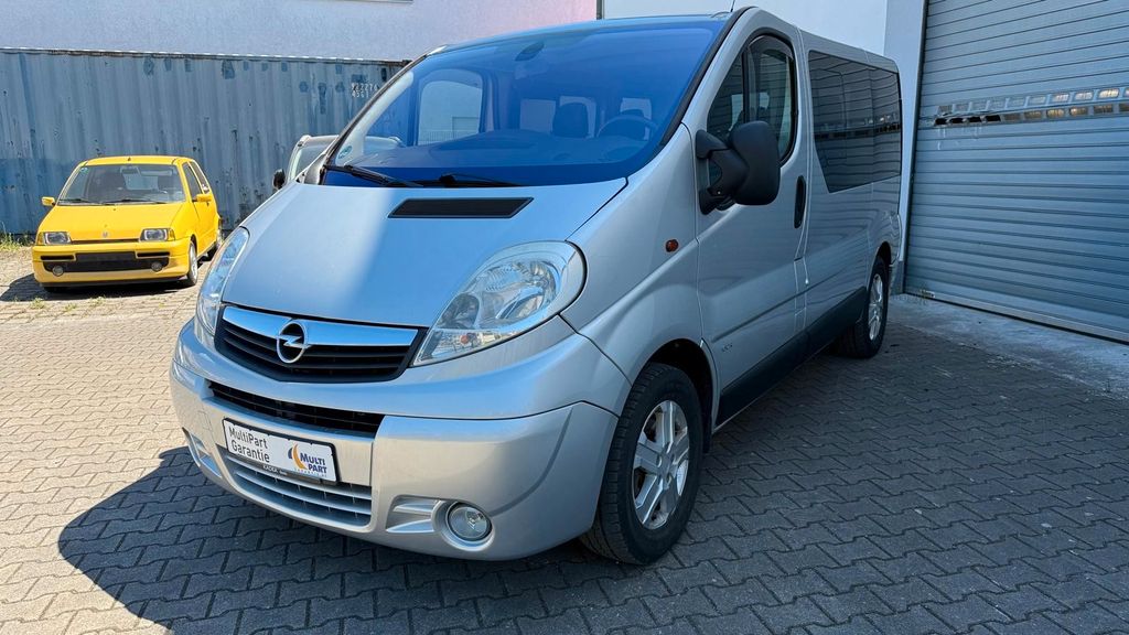 Opel Vivaro 200.000 km 6.990 &euro; Berlin 13088
