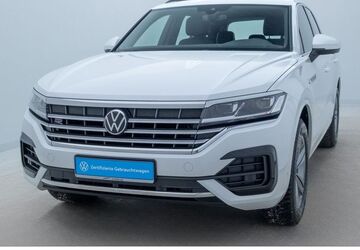 VW Touareg 59.001 km 47.589 &euro; Berlin 13088