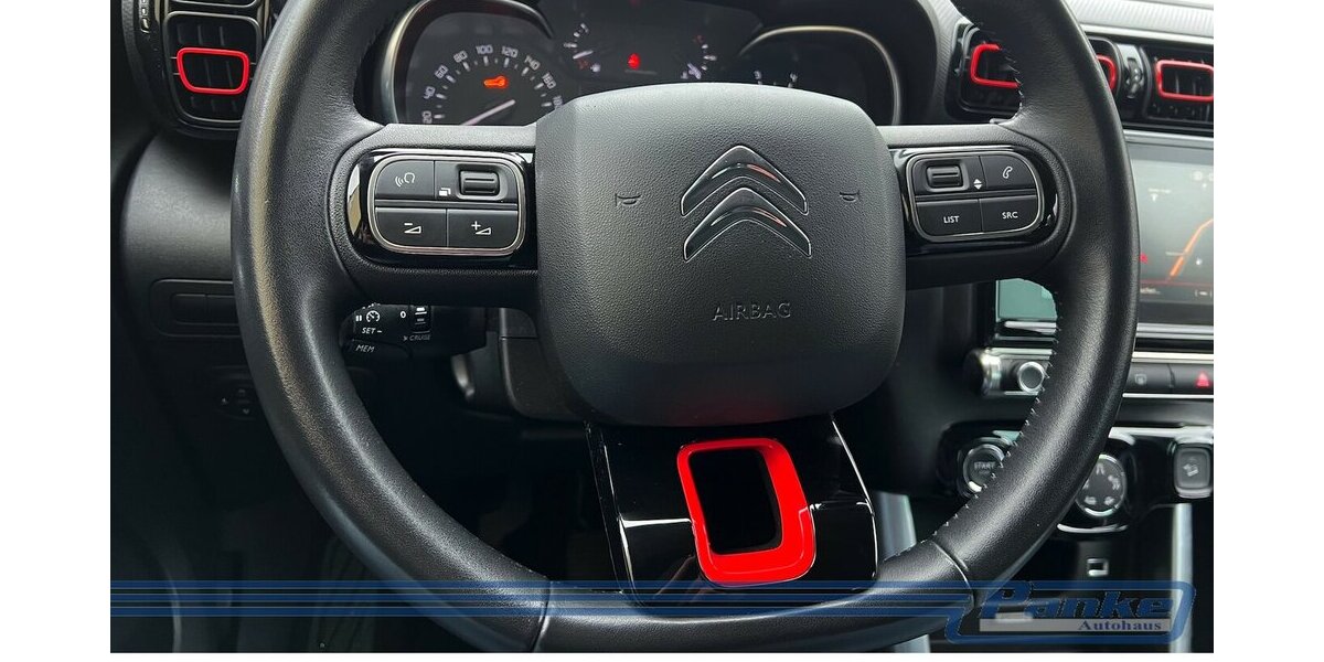 Citroen C3 Aircross 1.6 BlueHDi 120 Shine*HUD*Sound*NAV* 95.785 km 9.990 &euro; Berlin 13187