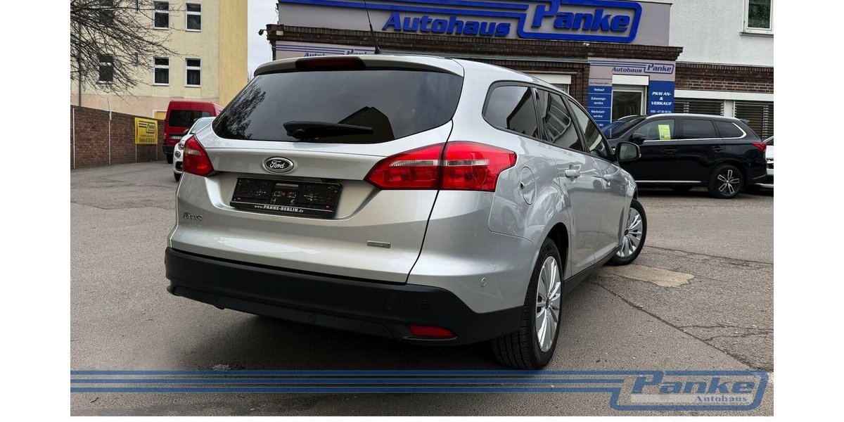 Ford Focus 1.0 EcoBoost Business*NAV*RFK*SHZ*Carplay* 111.786 km 7.480 &euro; Berlin 13187
