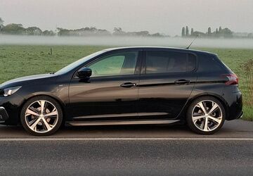 Peugeot 308 106.000 km 13.500 &euro; Oberkrämer 16727